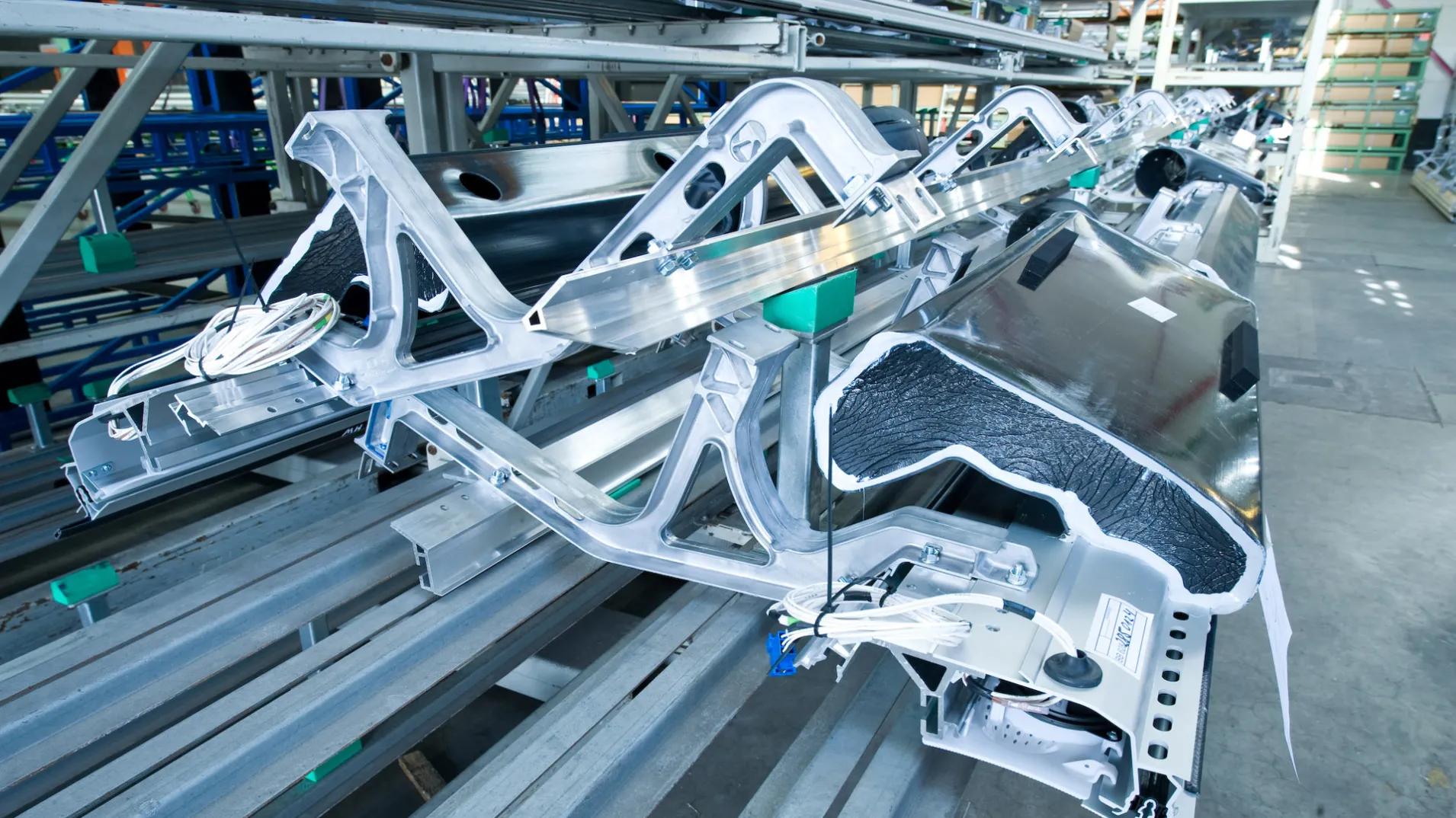 Fertigung bei HÖRMANN Automotive Saarbrücken